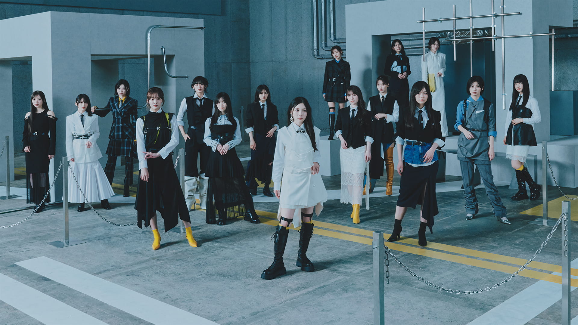 村井優 スペシャル応募券 秘蔵写真サイン 櫻坂46 16th Single 『愛MUST BE』 発売記念 スペシャル応募抽選企画